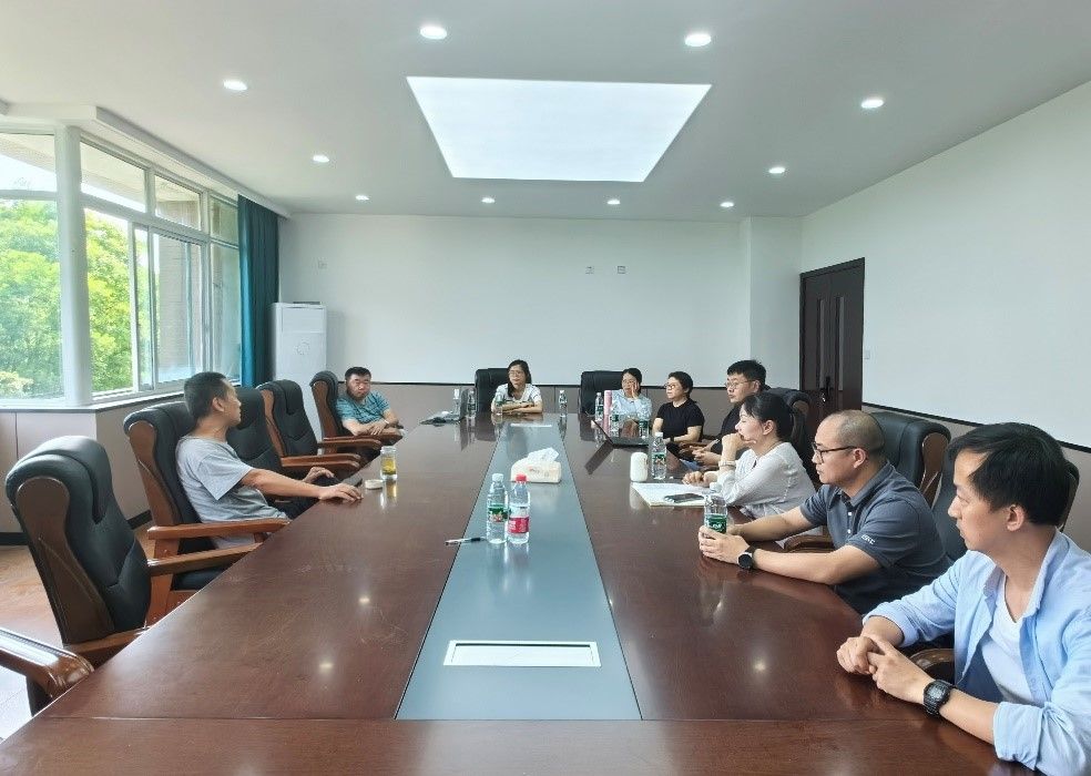 学院聚焦 “人工智能冲击下的课堂教学挑战和机遇”召开教学研讨会